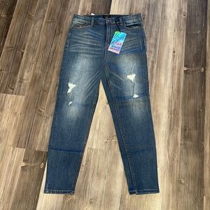 Celebrity Pink high rise ankle skinny size 13/31 NWT